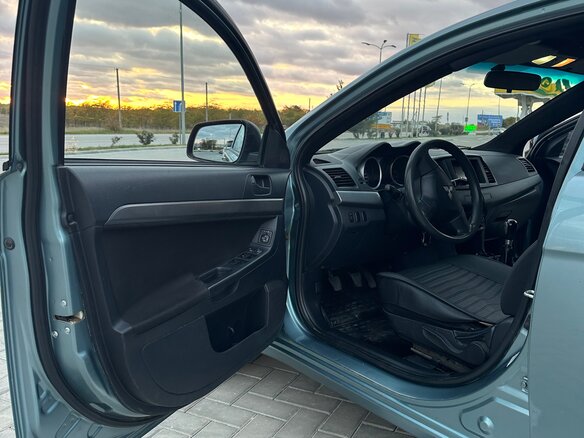 2007 Mitsubishi Lancer X, серый, 660000 рублей - вид 11