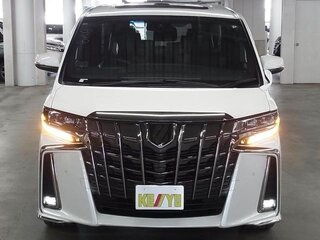 2021 Toyota Alphard III Рестайлинг, белый, 3350000 рублей, вид 1