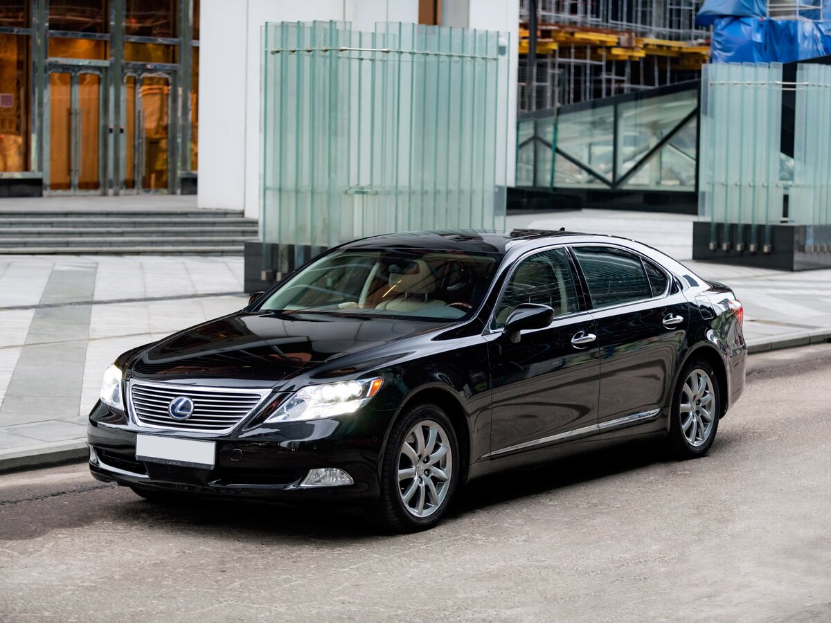 Лексус лс 550