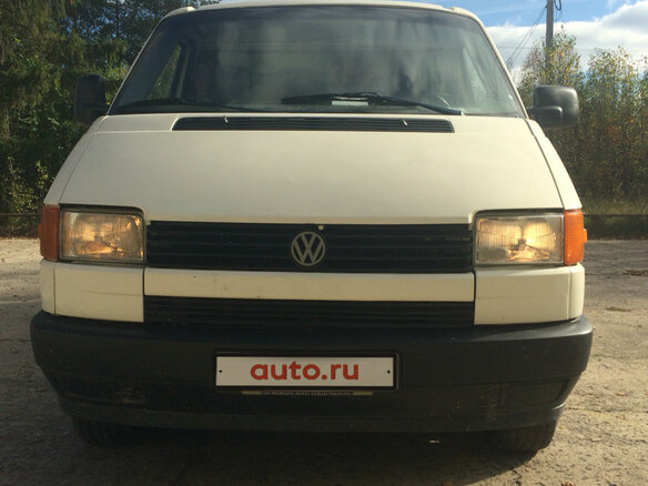 1992 Volkswagen Transporter Long T4, белый - вид 1