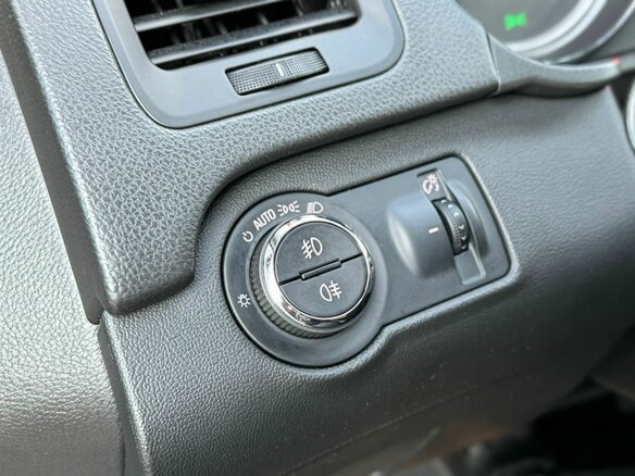 2013 Opel Insignia I, коричневый, 745000 рублей - вид 14