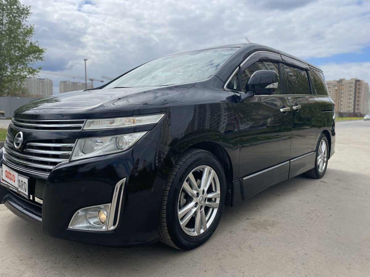 Nissan Elgrand 2