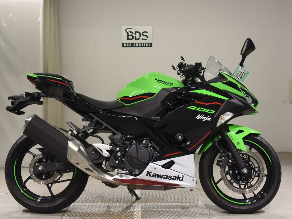 Кавасаки ниндзя 400 черный
