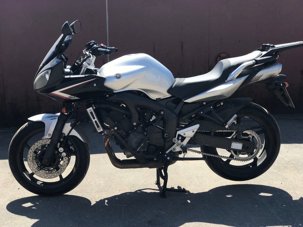Yamaha FZ 600 2008