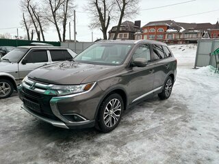 2018 Mitsubishi Outlander III Рестайлинг 2, коричневый, 2250000 рублей, вид 1