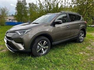 2016 Toyota RAV4 IV (XA40) Рестайлинг, золотистый, 2050000 рублей, вид 1