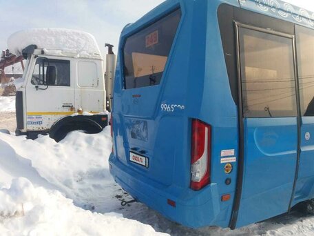 2016 Iveco Daily, синий, 2000000 рублей, вид 4