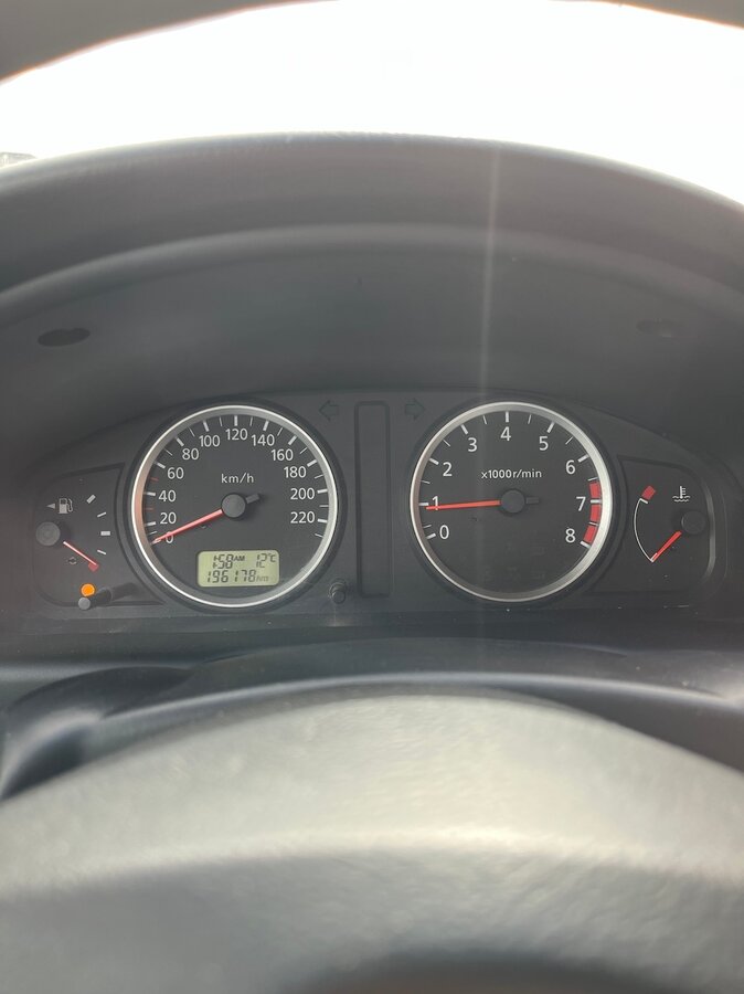 Купить б/у Nissan Almera II (N16) Рестайлинг 1.5 MT (98 л.с.) бензин ...