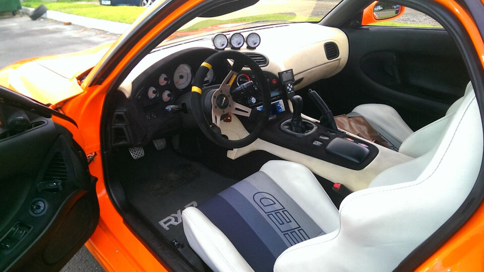Мазда rx 7 салон