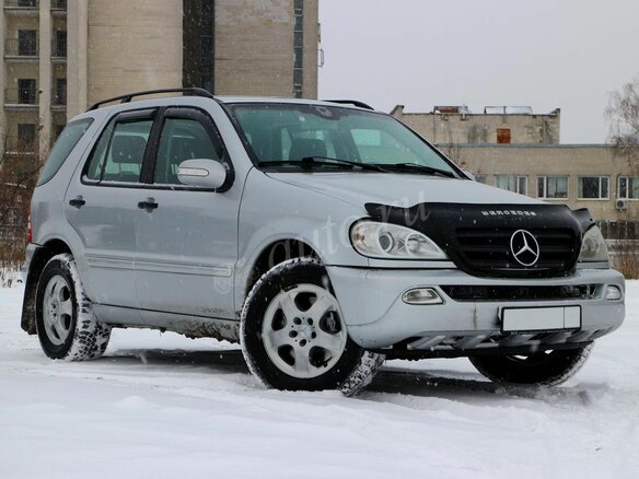 2003 Mercedes-Benz M-Класс 270 I (W163) Рестайлинг, серебристый
