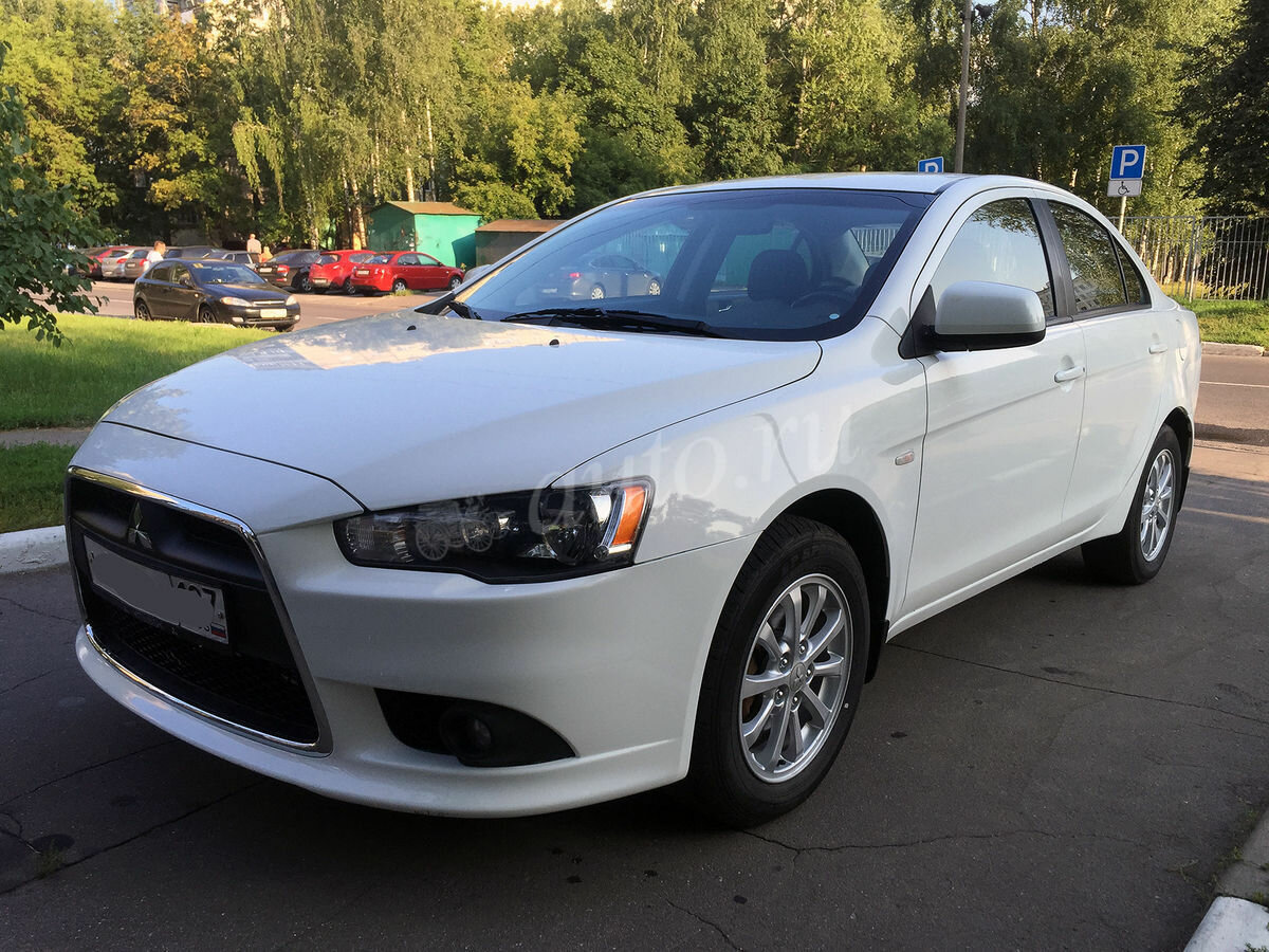 Lancer 10 белый Рестайлинг