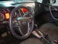 2013 Opel Astra J Рестайлинг, коричневый - вид 2