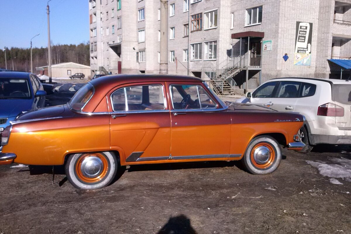 ГАЗ 21 оранжевая