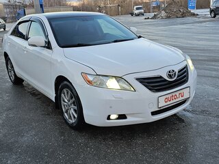 2010 Toyota Camry VI (XV40) Рестайлинг, белый, 720000 рублей, вид 1