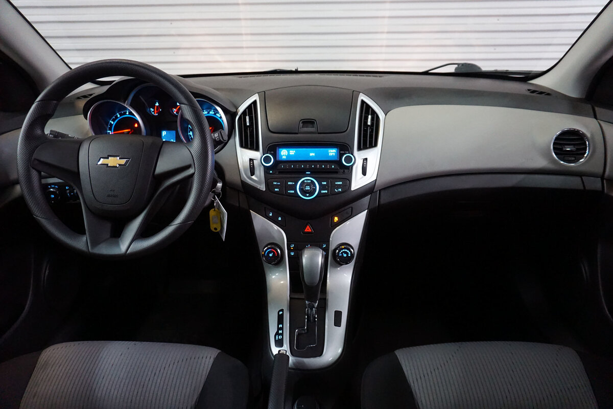 Шевроле круз j300 и j305 отличия - 96 фото