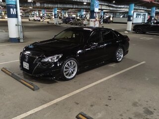 2018 Toyota Crown XIV (S210) Рестайлинг, чёрный, 3200000 рублей, вид 1