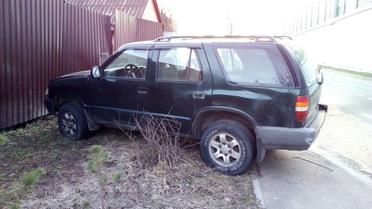 Купить б/у Chevrolet Blazer II 2.2 MT (113 л.с.) бензин