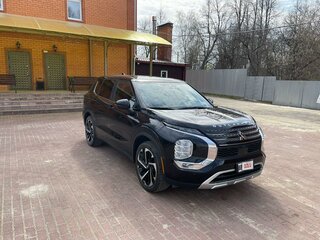 2022 Mitsubishi Outlander IV, чёрный, 4100000 рублей, вид 1
