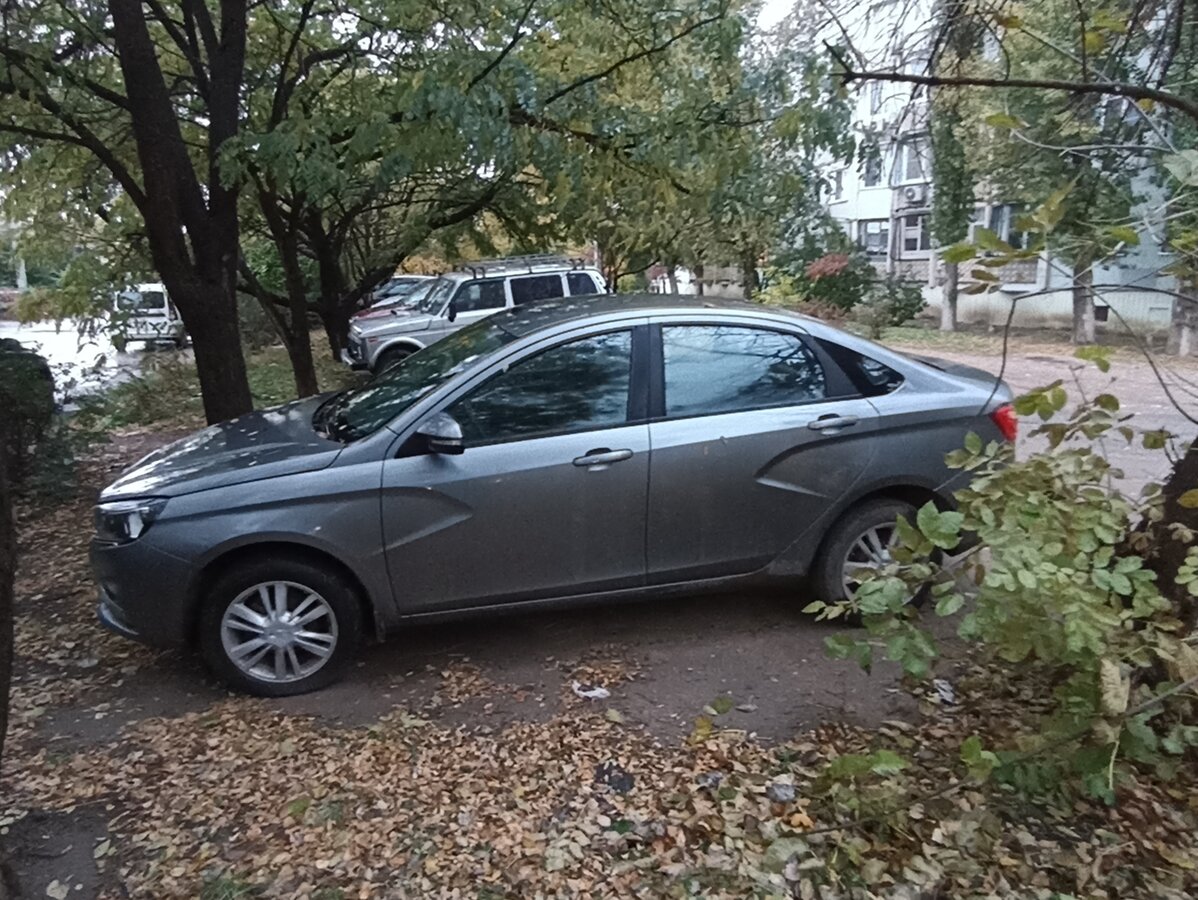 Ваз веста серый