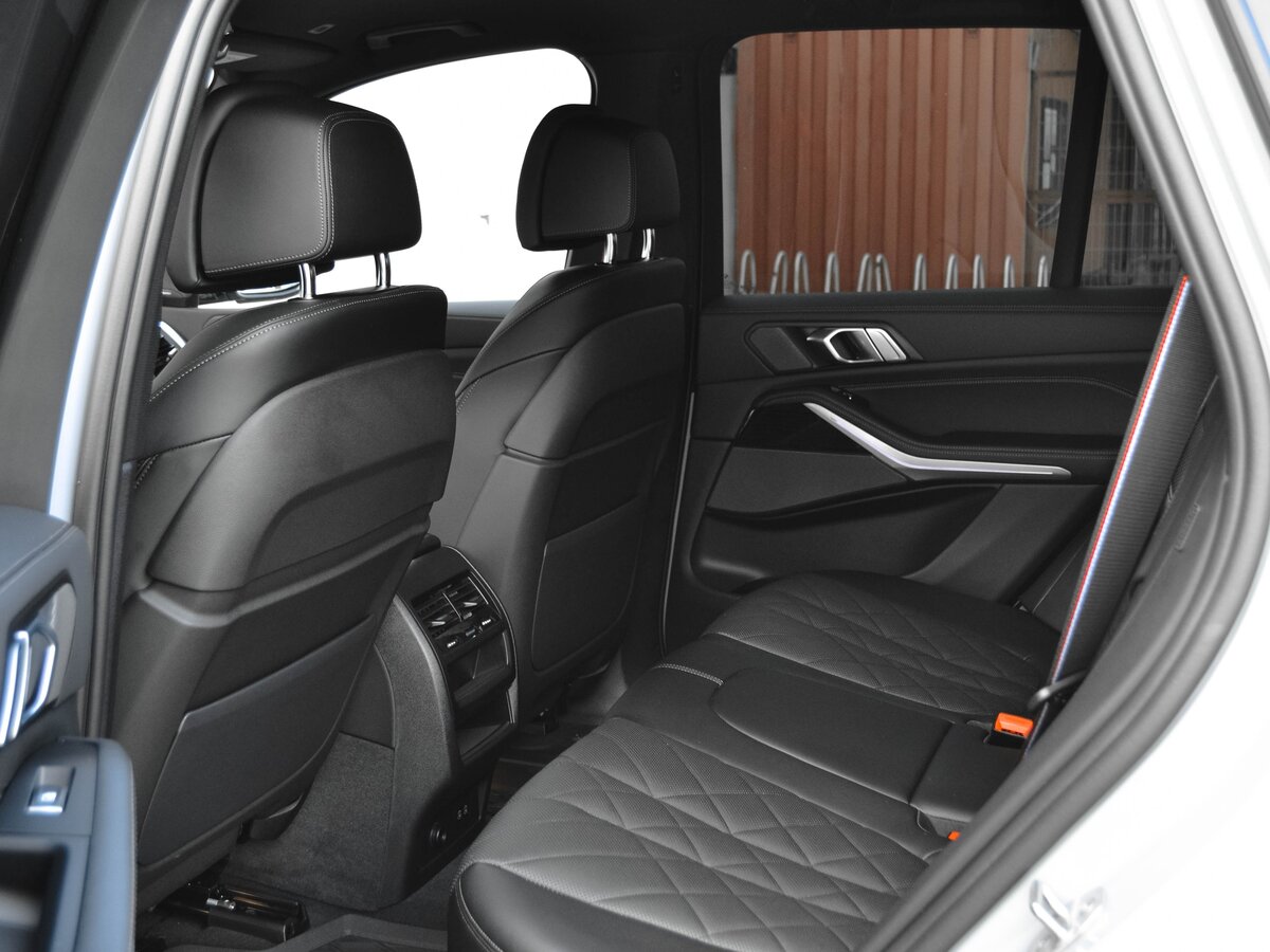 BMW X5 - фото 18