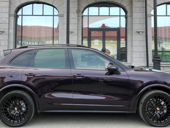 2011 Porsche Cayenne S II (958), фиолетовый - вид 1
