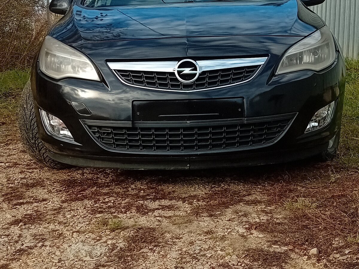 Купить б/у Opel Astra J 1.6 AT (115 л.с.) бензин автомат в Туле: чёрный ...