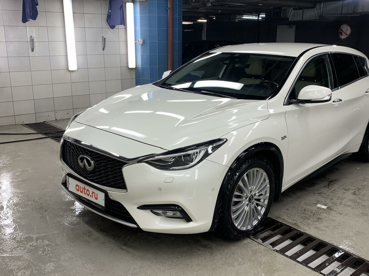 Купить б/у Infiniti Q30 2015-2019 2.0 AMT (211 л.с.) 4WD бензин робот в ...