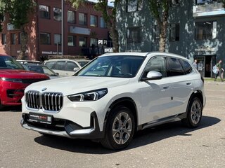 2026 BMW X1 20i xDrive III (U11/U12), белый, 4240000 рублей, вид 4