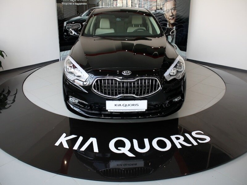 Kia Quoris 3 8