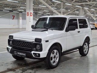 2017 Lada (ВАЗ) 2121 (4x4) Urban I Рестайлинг, белый, 610000 рублей, вид 1