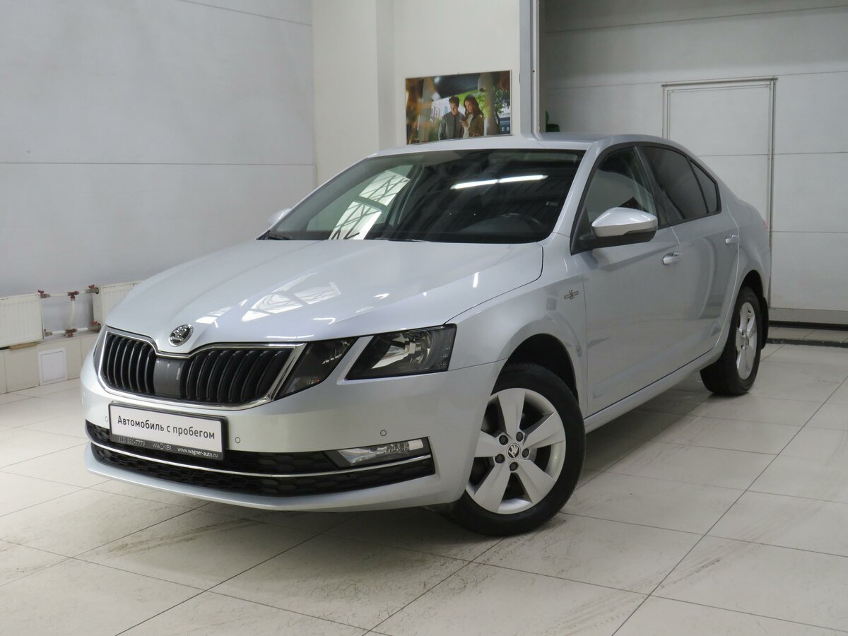 Skoda Octavia 2019 черная