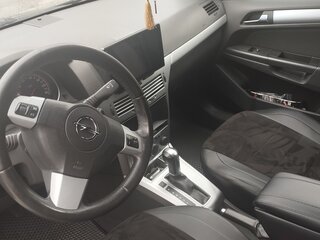 2014 Opel Astra H Рестайлинг, чёрный, 760000 рублей, вид 5