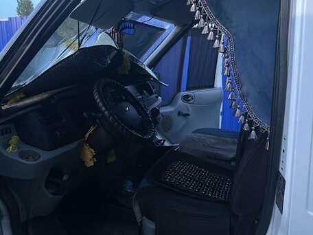 2009 Ford Transit, белый, 1230000 рублей, вид 4