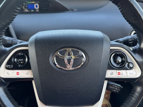 2017 Toyota Prius PHV ZVW52 IV (XW50), синий, 2200000 рублей - вид 11