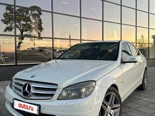 2009 Mercedes-Benz C-Класс 200 III (W204), белый, 840000 рублей, вид 1