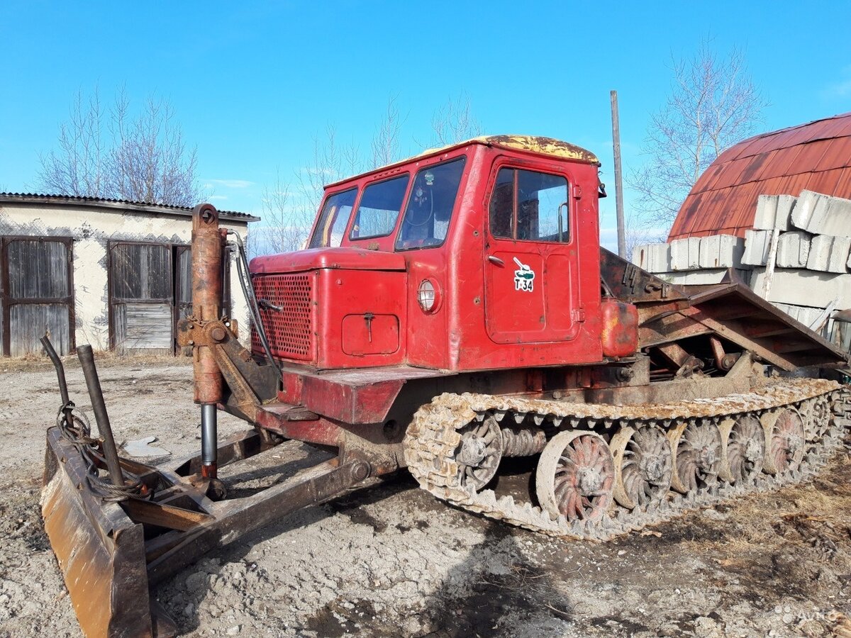Купить б/у Алттрак Гусеничные трактора в Заозерном: трелевочный трактор 1991 год