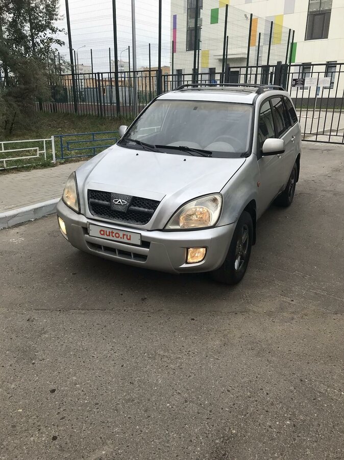Чери тиго серый
