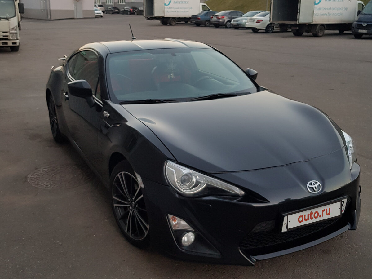 Тойота gt 86 черная