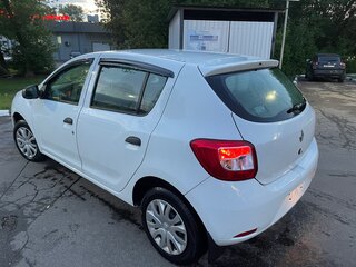 2019 Renault Sandero II Рестайлинг, красный, 550000 рублей, вид 5