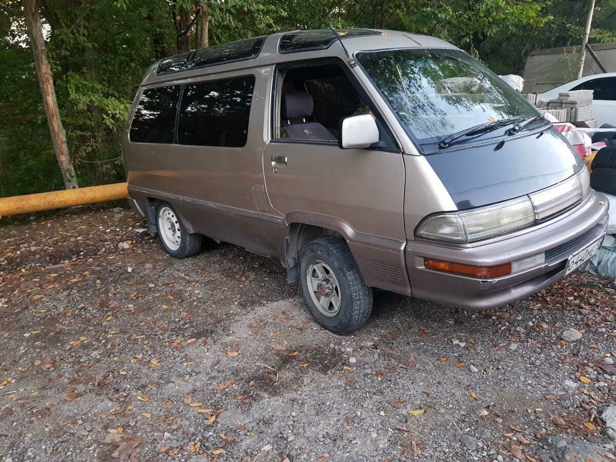 Toyota Town Ace 1990
