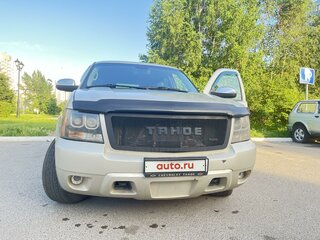 2013 Chevrolet Tahoe 6AT III, золотистый, 2900000 рублей, вид 1