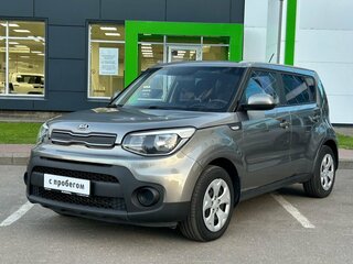 2017 Kia Soul II Рестайлинг, серебристый, 1170000 рублей, вид 1
