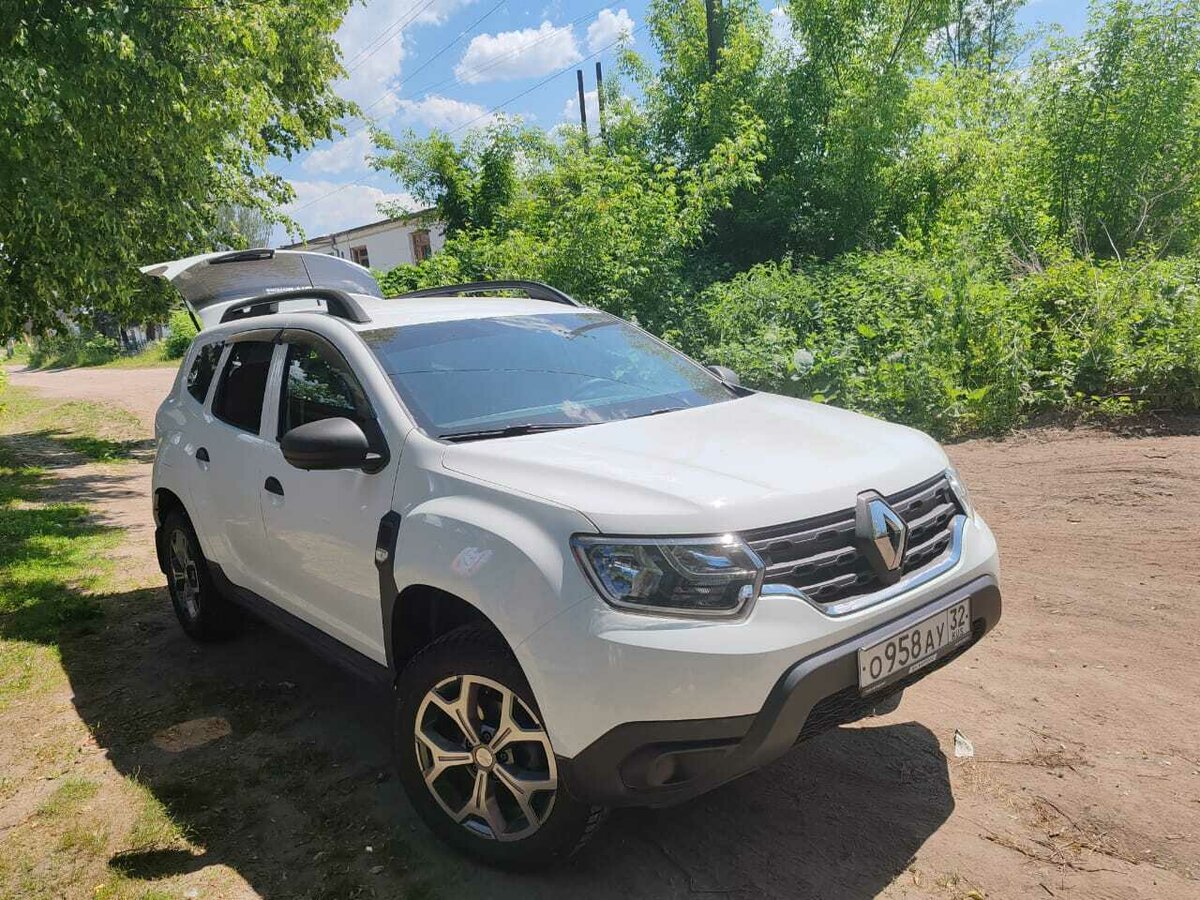 Купить б/у Renault Duster II 1.6 MT (114 л.с.) бензин механика в ...