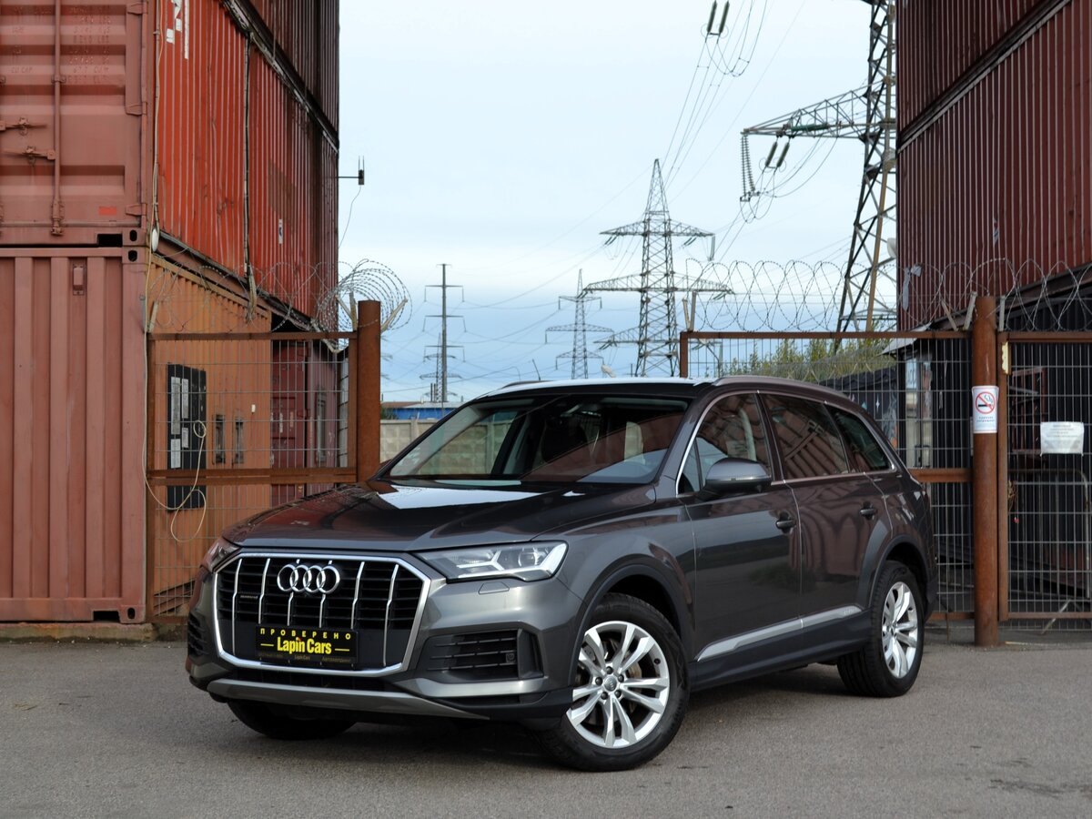 AUDI Q7 - фото 1