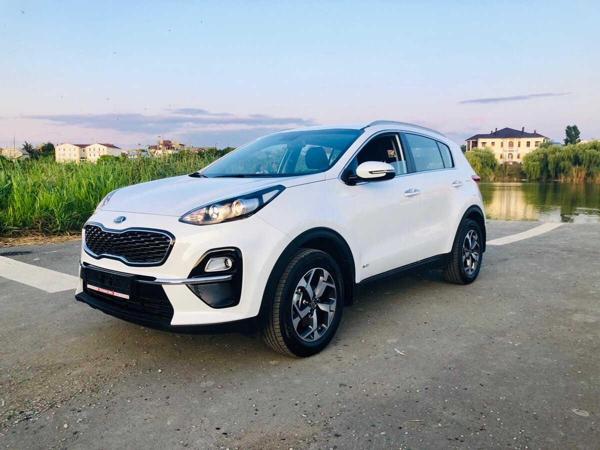 Kia Sportage белая
