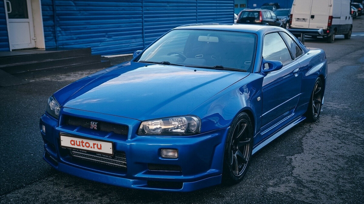 Nissan Skyline X (R34) .