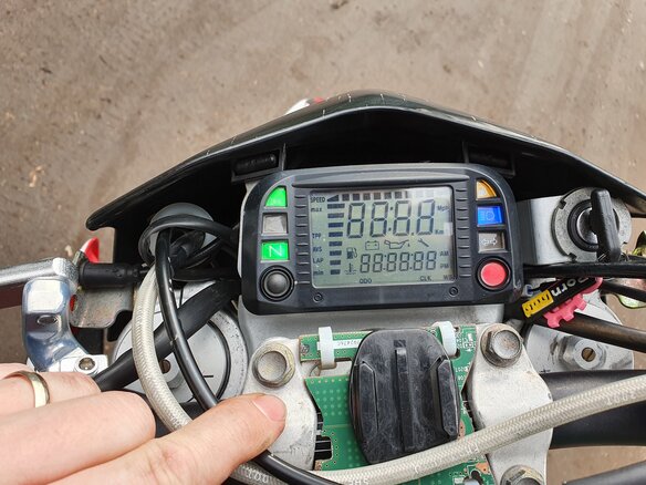 2008 Husqvarna SM 610, красный - вид 8