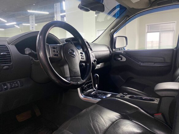 2010 Nissan Pathfinder III Рестайлинг, серый, 2100000 рублей - вид 6