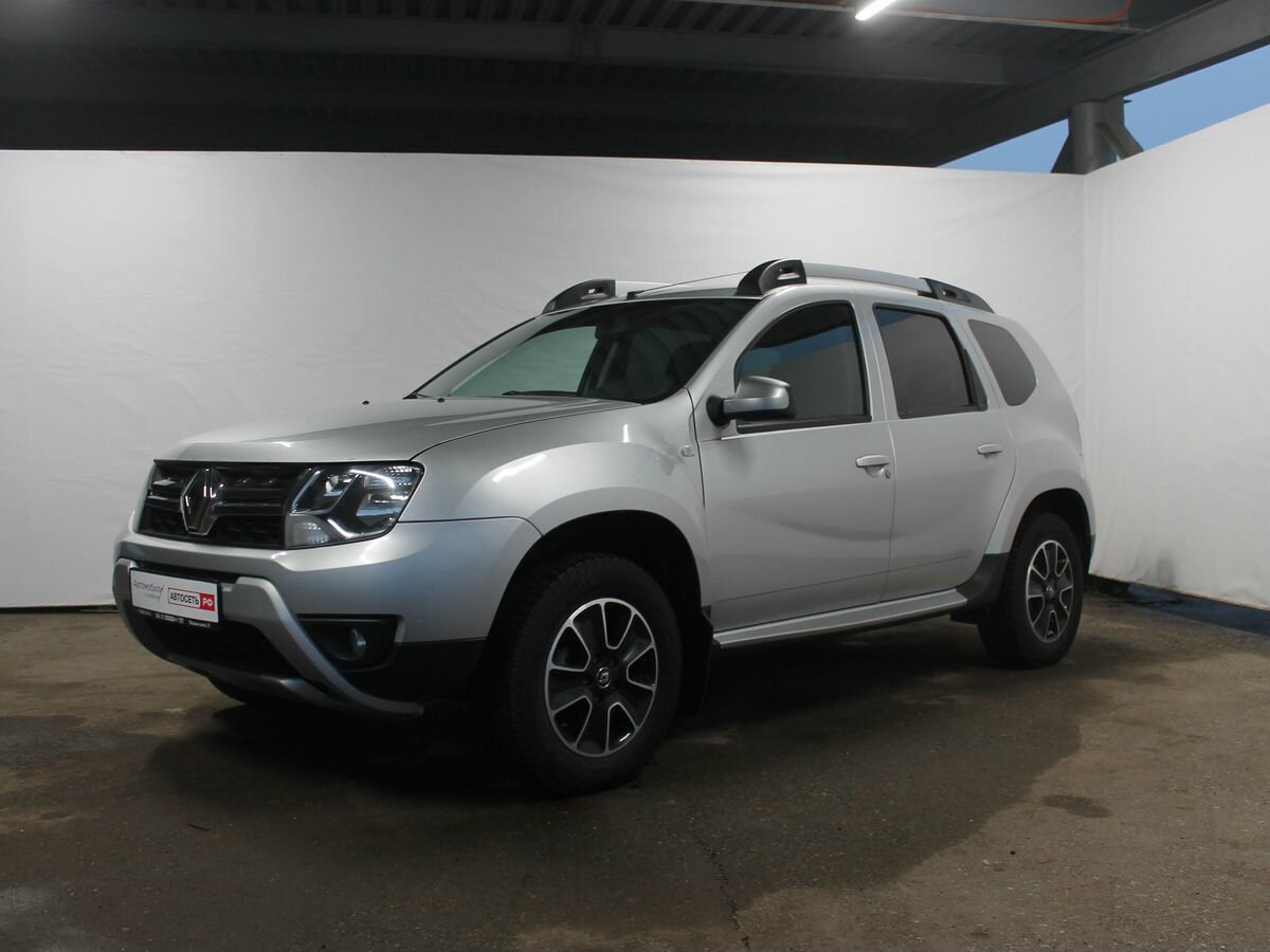 Купить б/у Renault Duster I Рестайлинг 2.0 AT (143 л.с.) 4WD бензин ...