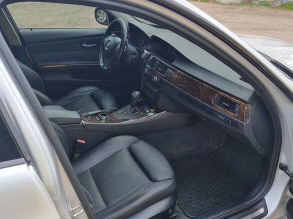 2011 BMW 3 серии 335d V (E90/E91/E92/E93) Рестайлинг, серебристый, 1800000 рублей - вид 6